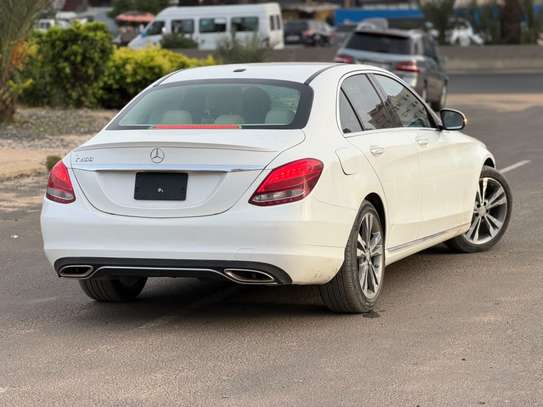 MERCEDES C300  ANNÉE 2016 image 10