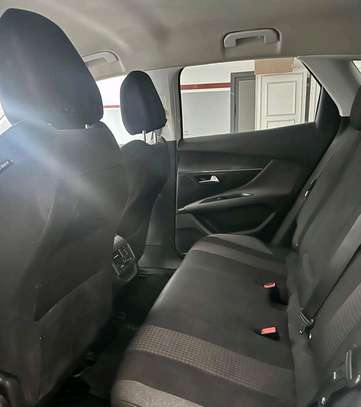 Peugeot 3008 2020 image 5