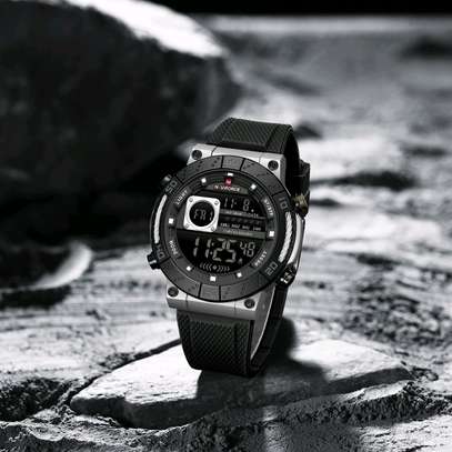 Montre Naviforce Authentique image 9