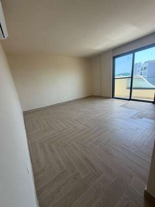 Appartement à louer Point E image 5