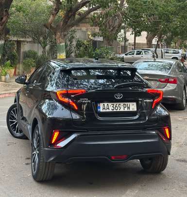 Toyota Chr 2017 image 2