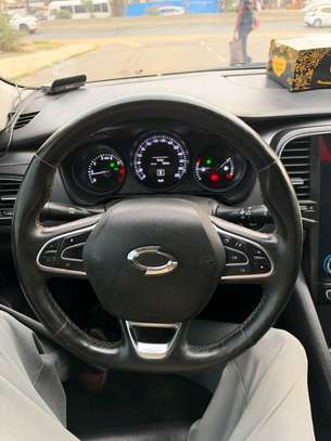 Renault SM6 2017 image 5