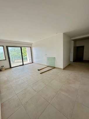 F3 à vendre à la Corniche des Mamelles image 3