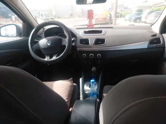 Renault fluence automatique 2013 image 2