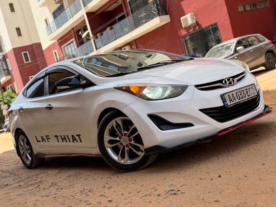 Hyundai Elantra image 2