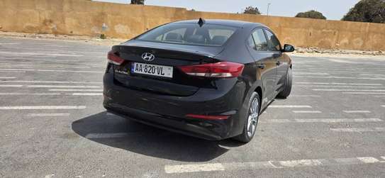 Hyundai Elantra Limited 2018 image 9