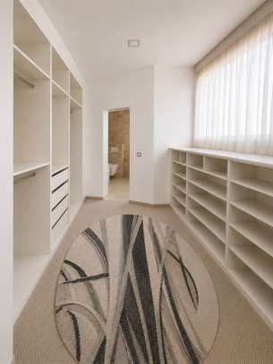 Penthouse duplex à louer à Ouakam image 13