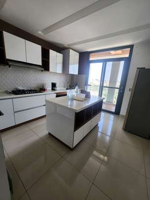 Appartement meublé à louer almadies image 11