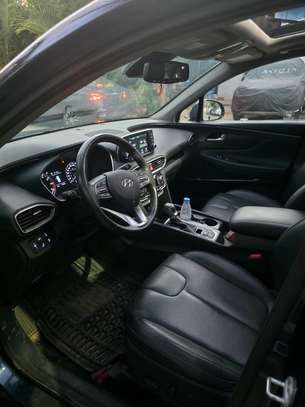 Hyundai Santafe 2020 image 6