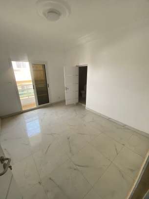 APPARTEMENT F3 YOFF BIAGUI image 7