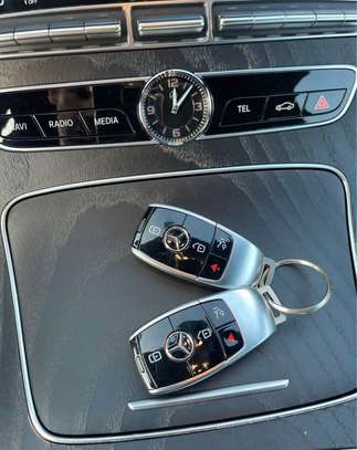 MERCEDES E300 2017 image 4