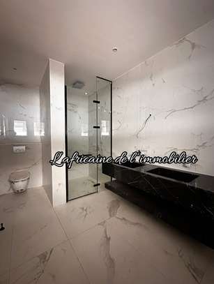 À louer – Appartement F4 de standing aux Almadies image 11