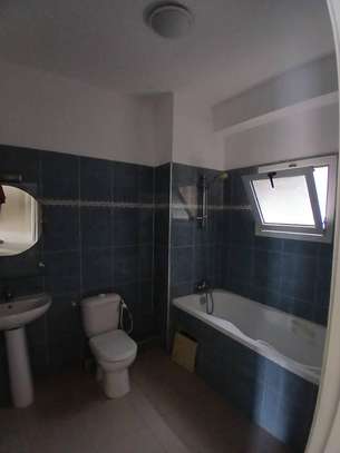 F4 de 135 m² à vendre cité Sipres VDN image 11
