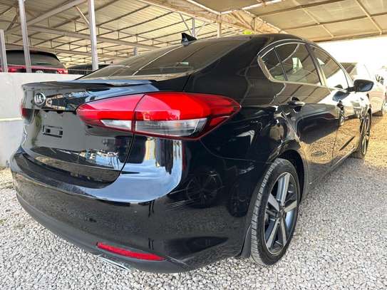 Kia forte image 5