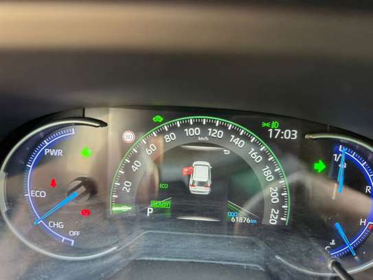 Toyota RAV4 2019 image 9