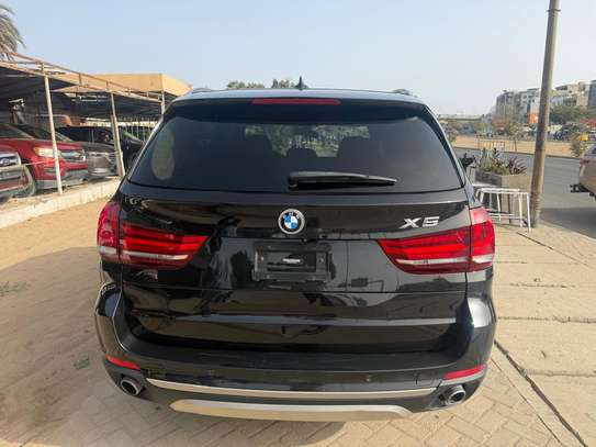 BMW X5 BLACK 2017 image 5