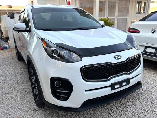 KIA SPORTAGE image 6