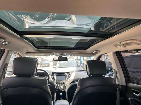 Hyundai Santa Fe diesel 2017 full options image 5