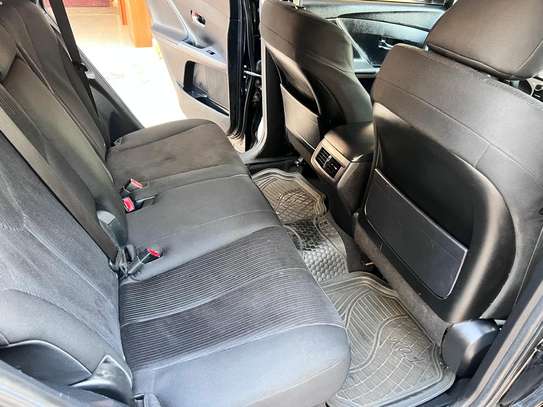 Toyota Venza image 11