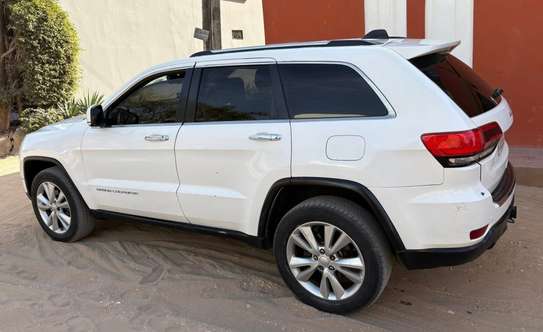 Jepp grand cherokee lemited image 6