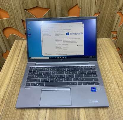 Hp Zbook Fire Fly 14 G8 i7 11tth image 4