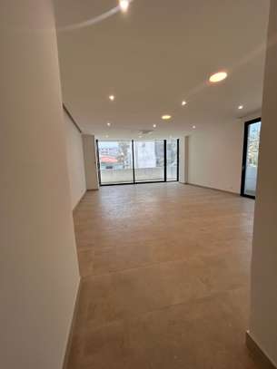 APPARTEMENT F4 DE STANDING À VENDRE AUX ALMADIES image 8