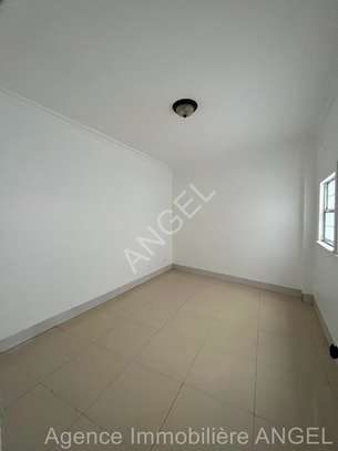 Ref_ 2283_GL Appartement à louer à  la Cité Keur Gorgui image 7