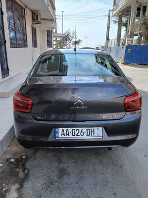 Citroën C-Élysée image 4
