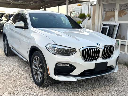 BMW X4 XLINE image 12