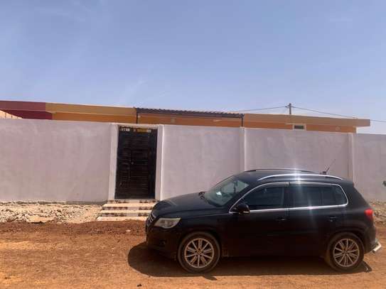 VILLA BASSE A LOUER A THIES  CITE DIOBASS image 14