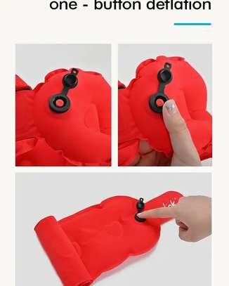Oreiller cervical de voyage gonflable de poche image 7