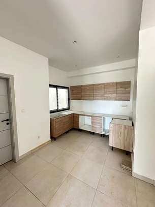 F3 à vendre à la Corniche des Mamelles image 14