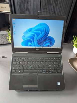 Dell  précision i7 7th / 4gb NVIDIA / 16gb ram image 3