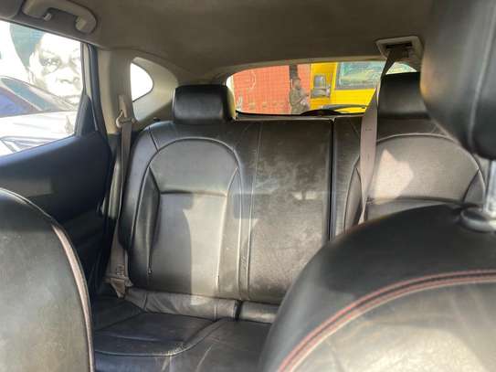 Nissan Rogue 2012 image 3