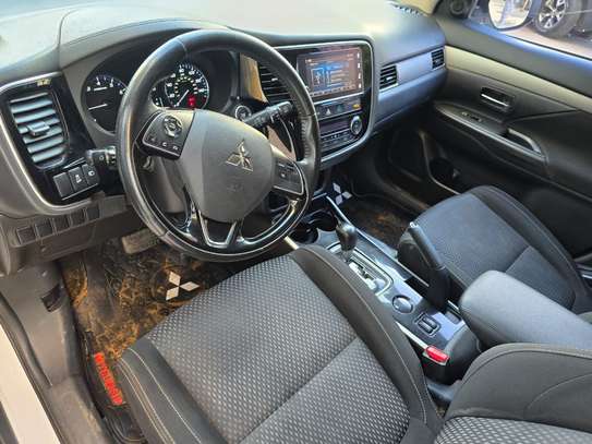 Mitsubishi Outlander 2018 image 5
