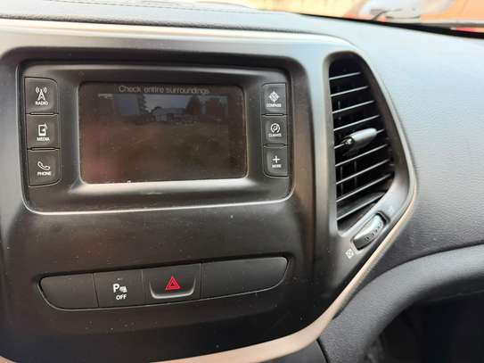 Jeep Cherokee 4x4 2.4 L 2017 image 3