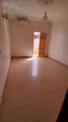 Appartement à louer Ker Yoff image 4