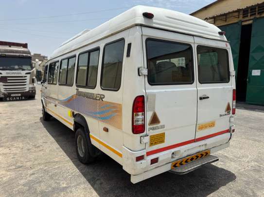 Force TRAVELLER image 10