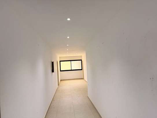 Appartement f4 à louer aux Almadies image 7