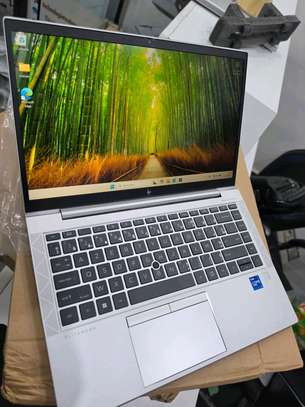 HP elitebook 840 G8 image 5
