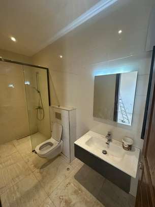 Magnifique villa R+2 à louer au almadie image 11