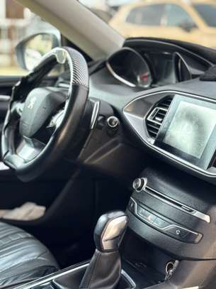 Peugeot 308 automatique gasoil image 10