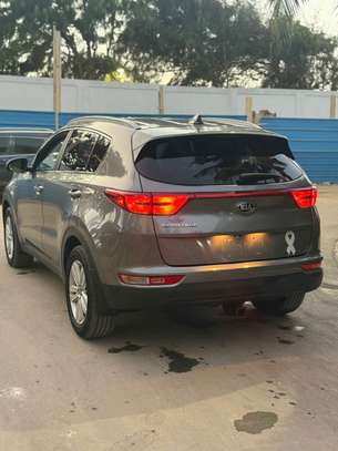 KIA SPORTAGE image 5