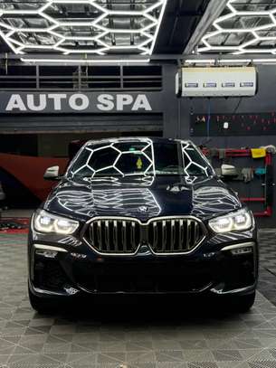 BMW X6 M50i 2022 image 15