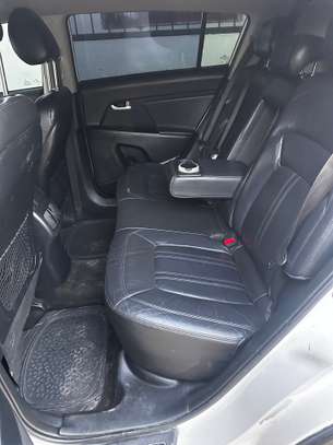 KIA SPORTAGE 2015 – Automatique, Essence, Cuir – 131 000 km image 3