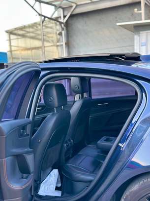 JAGUAR XE 20D PRESTIGE image 10