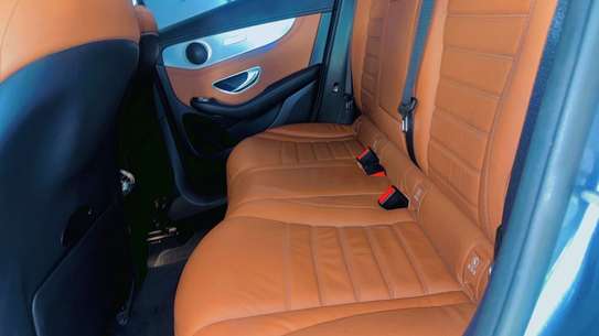 MERCEDES- BENZ GLC 220d 2018 4MATIC image 12