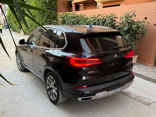BMW X5 _2020 image 12