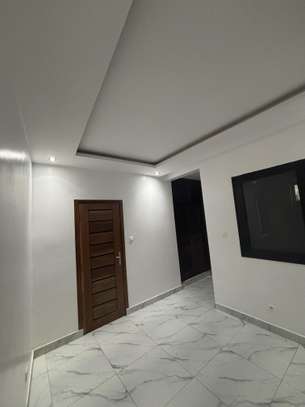 Mermoz Résidentiel Superbe 3 Chambres avec Balcon à Mermoz image 10