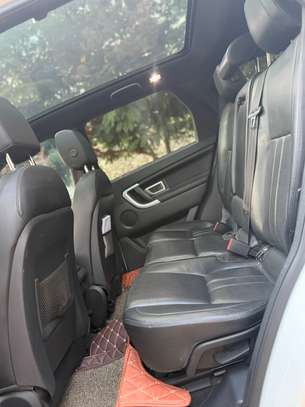 Range Rover discovery 2016-17 image 3